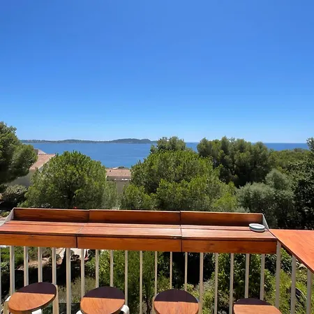 Appartement Vue Mer, 2 Min A Pied De La *